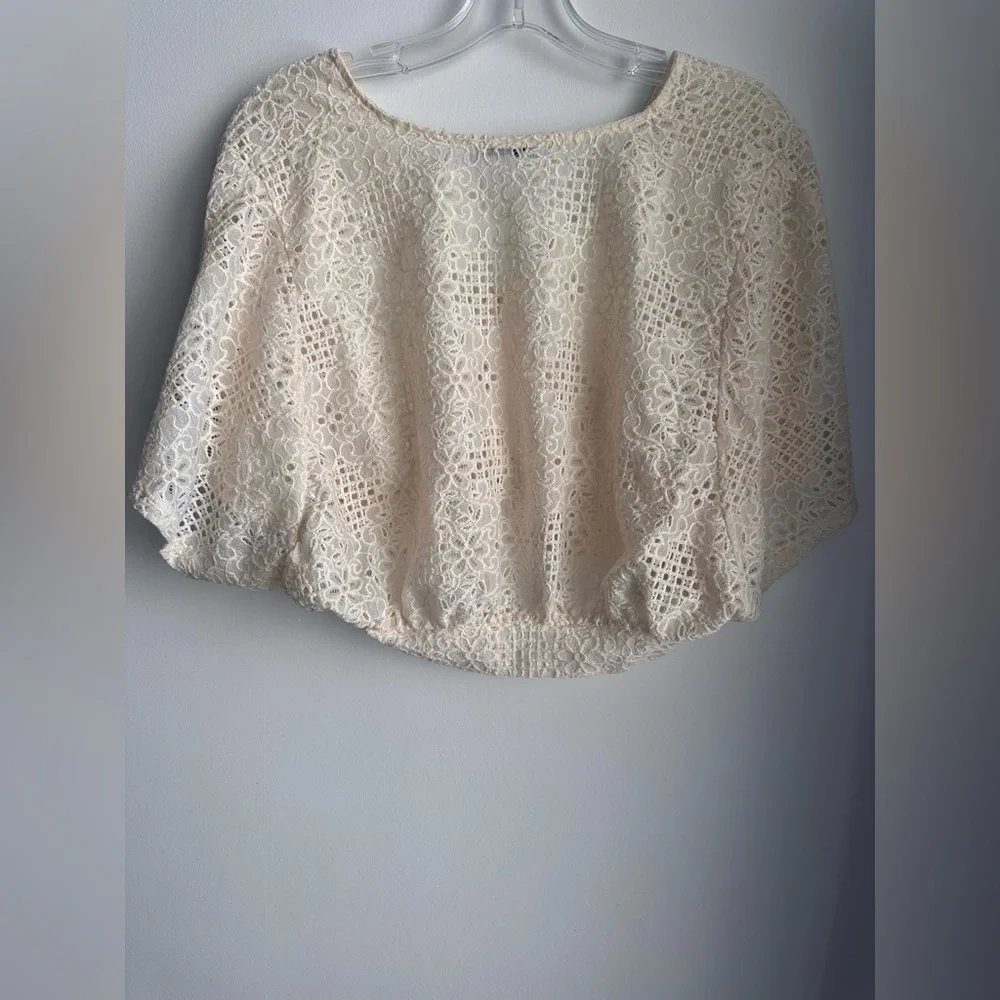 Zara Cream Lace Blouse - Picture 3 of 3